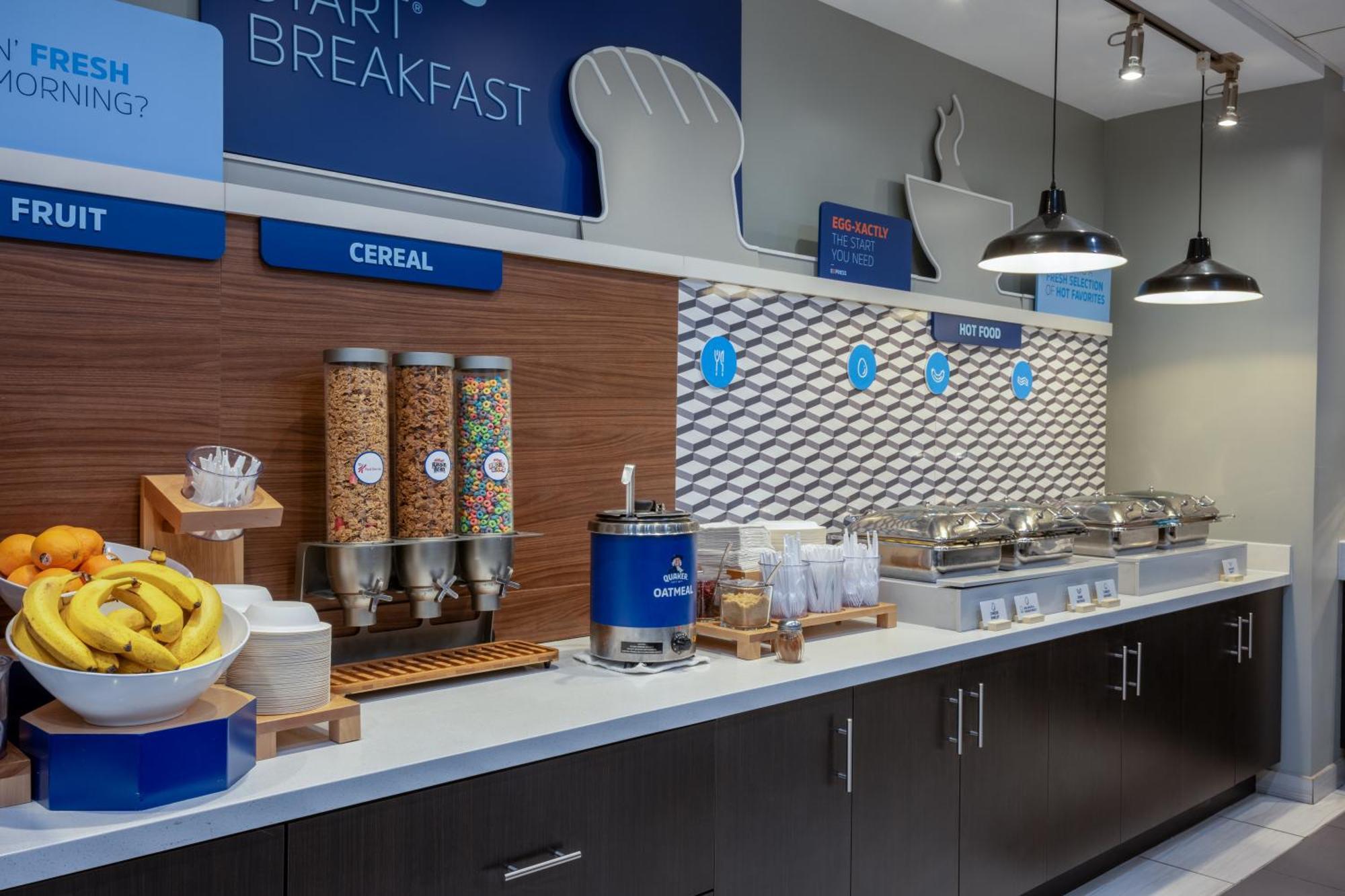 Holiday Inn Express & Suites - Gilbert - Mesa Gateway Airport Extérieur photo